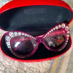 Moshino sunglasses